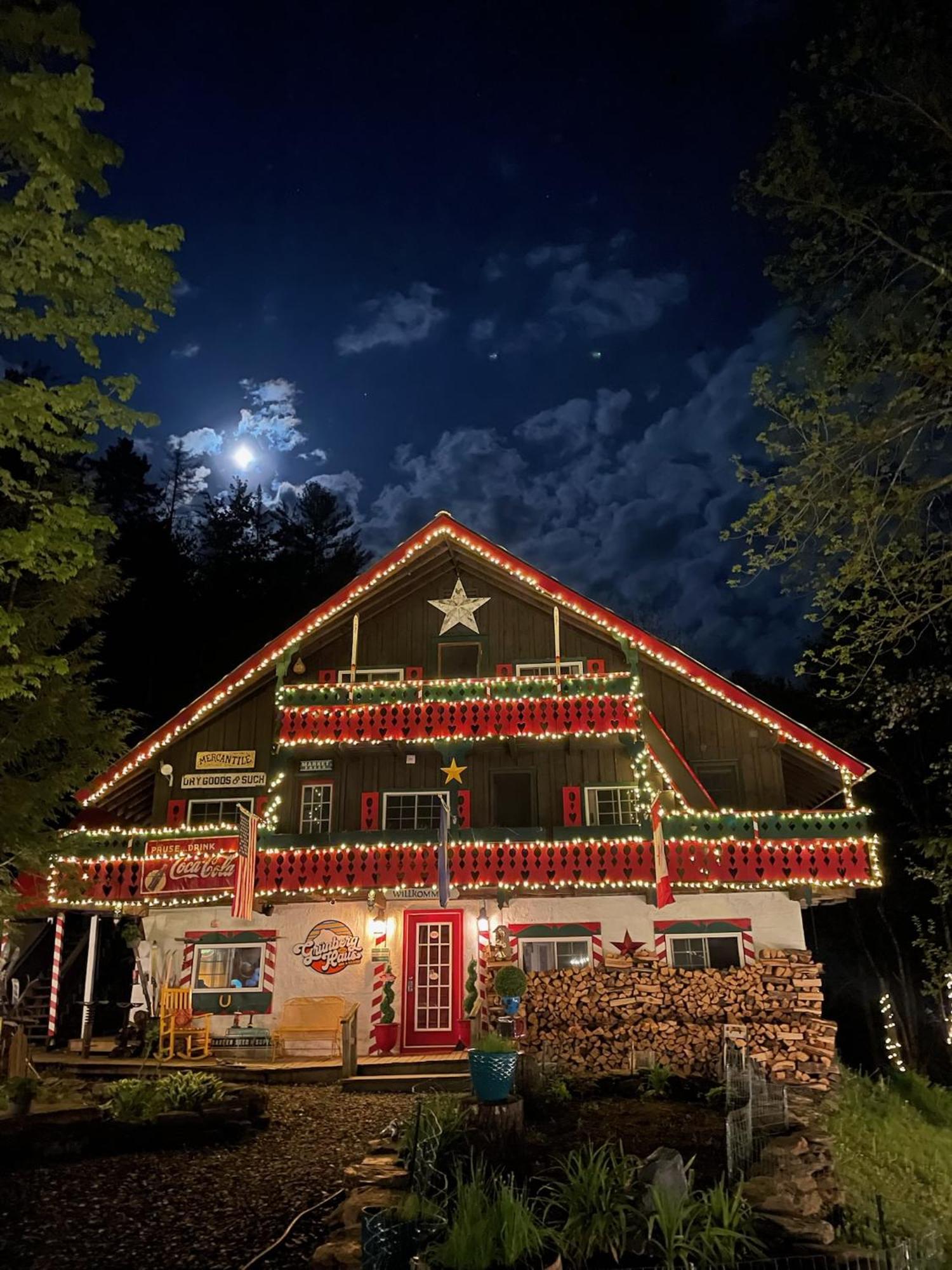 Grunberg Haus Inn & Cabins Waterbury Extérieur photo