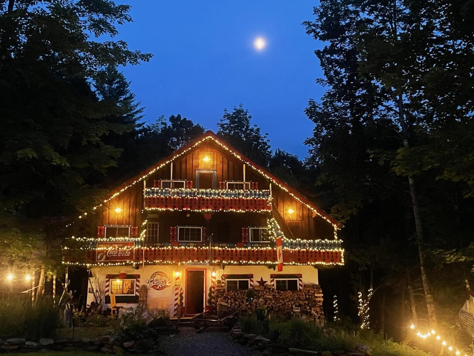 Grunberg Haus Inn & Cabins Waterbury Extérieur photo